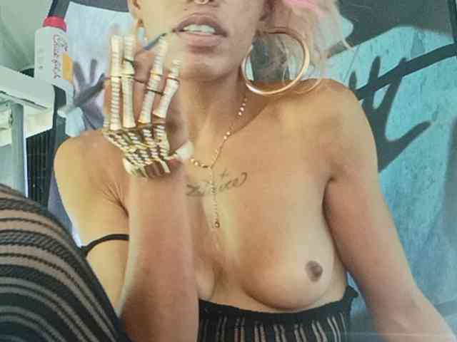 Dollyrose webcam