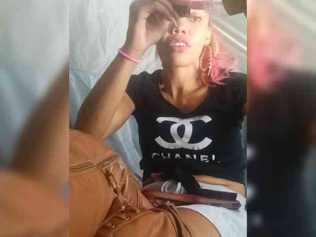 Dollyrose webcam