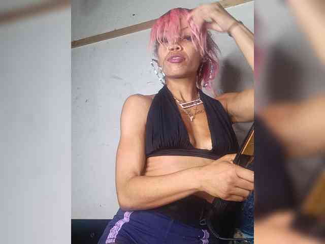 Dollyrose webcam