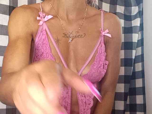 Dollyrose webcam