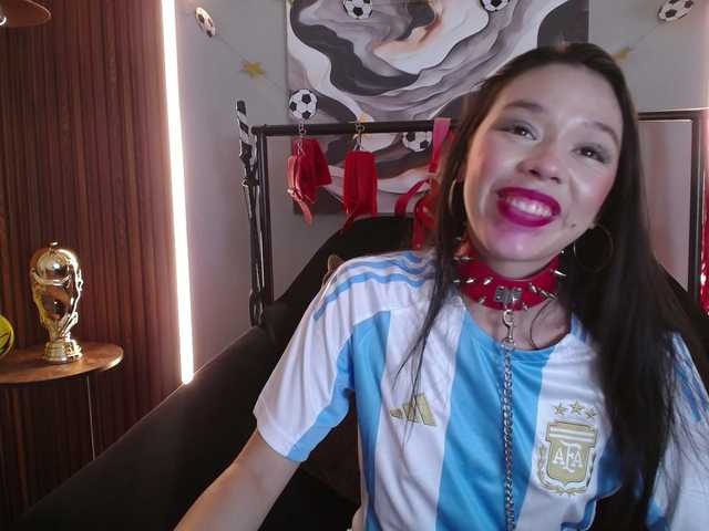 Rose-sexandfun live cam on BongaCams