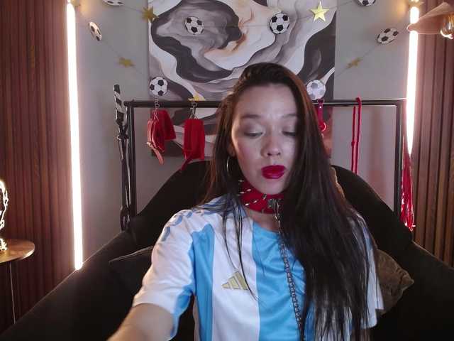 Rose-sexandfun live cam on BongaCams