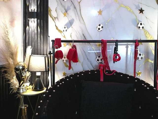 Rose-sexandfun live cam on BongaCams