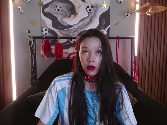 Rose-sexandfun live cam on BongaCams