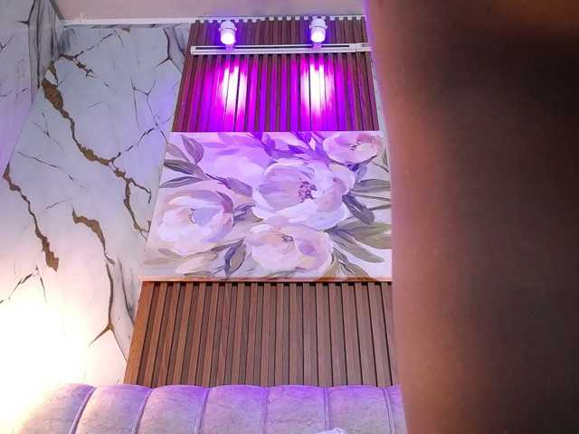 Rose-sexandfun live cam on BongaCams