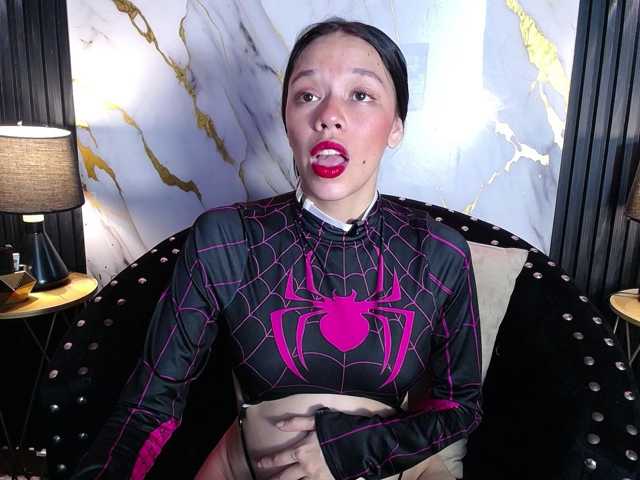 Rose-sexandfun live cam on BongaCams