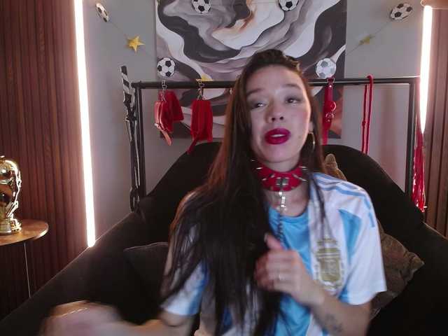 Rose-sexandfun live cam on BongaCams