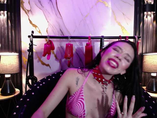 Rose-sexandfun live cam on BongaCams