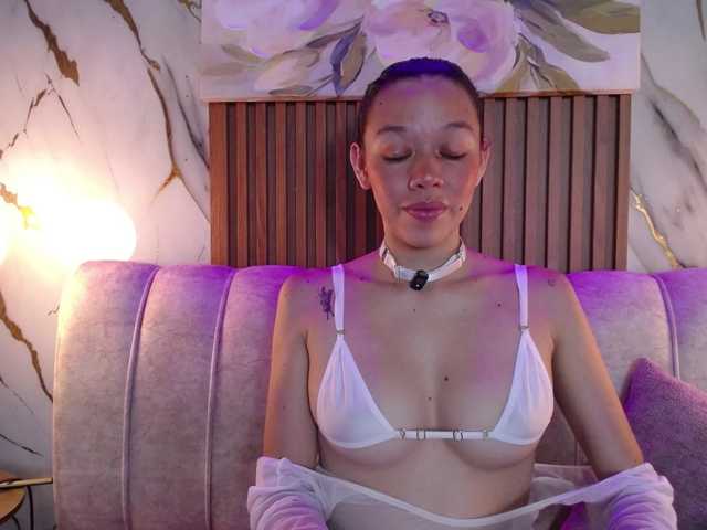 Rose-sexandfun live cam on BongaCams