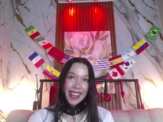 Rose-sexandfun live cam on BongaCams