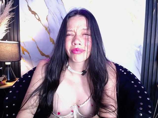 Rose-sexandfun live cam on BongaCams