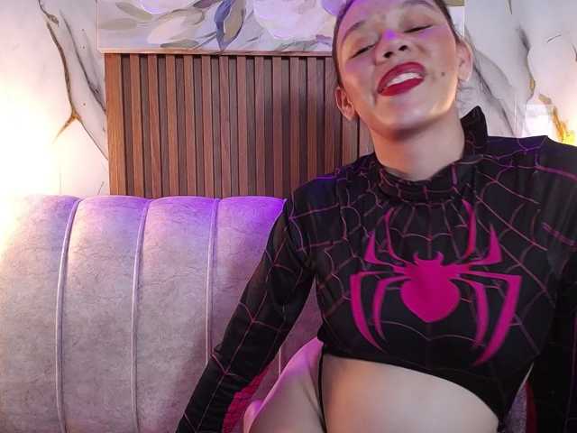 Rose-sexandfun live cam on BongaCams