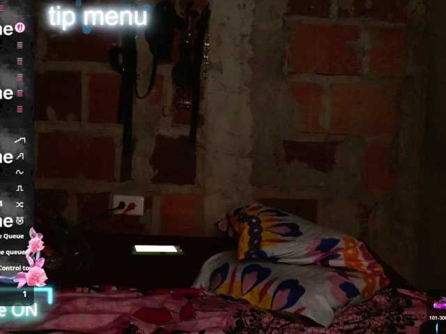 lucyfer-69 live cam on BongaCams