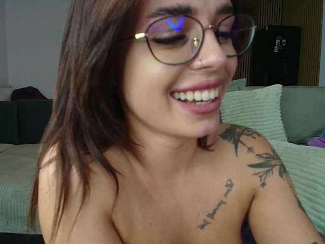 perfect-moans live webcam show