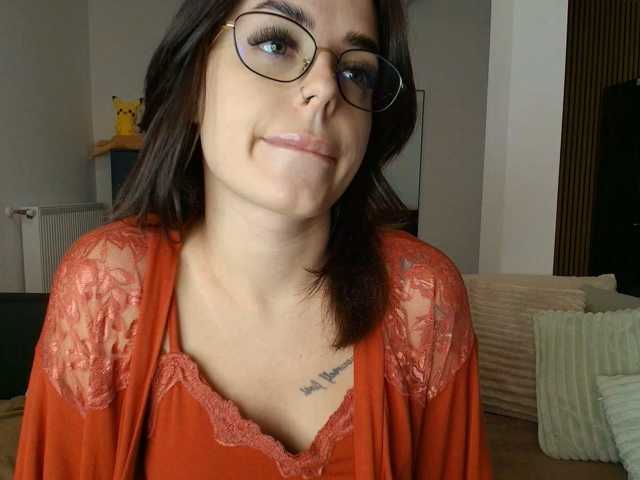 le modèle perfect-moans est en webcam porno dans un show sur le site bongacams, il possède les tags suivants: White/Caucasian,Brunette,Trimmed