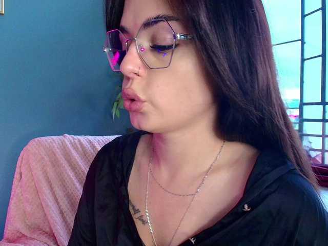 perfect-moans live cam on BongaCams