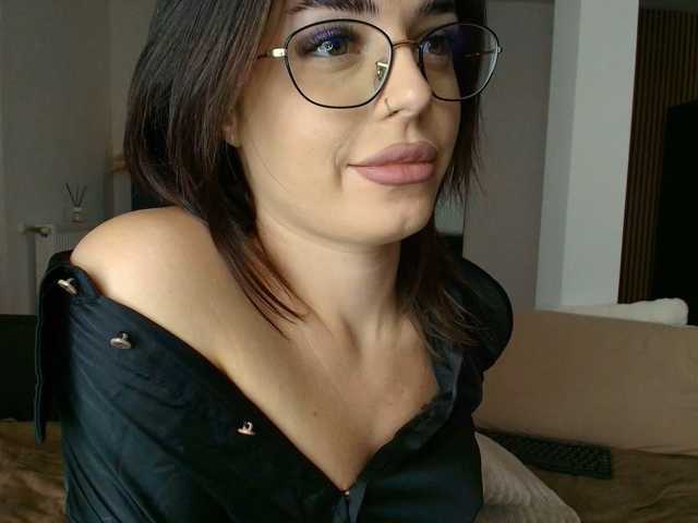 perfect-moans, live now on BongaCams