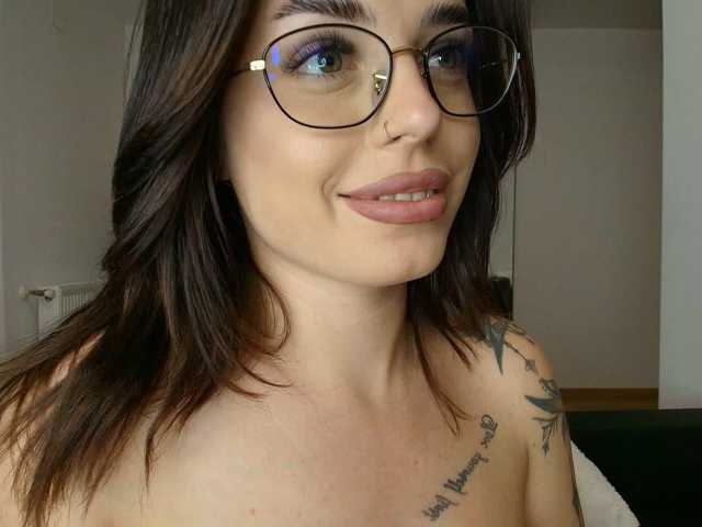 perfect-moans live cam on BongaCams