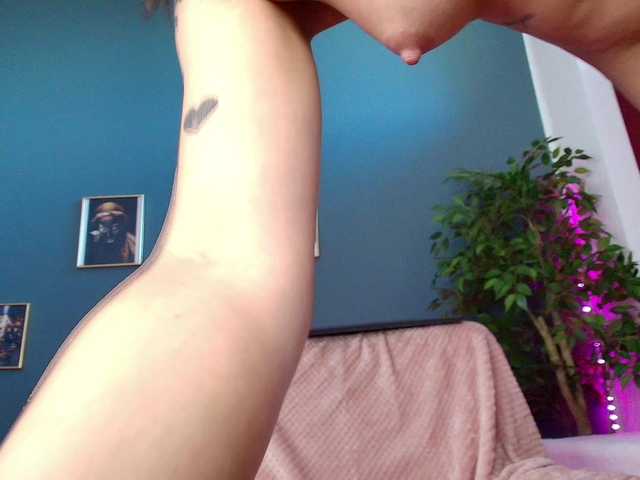 perfect-moans live cam on BongaCams