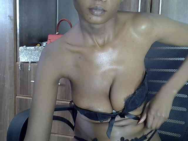 hornyebony webcam