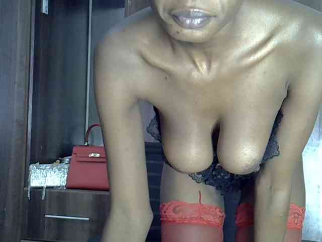 hornyebony
