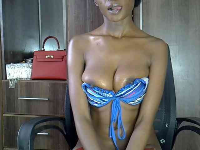 hornyebony webcam