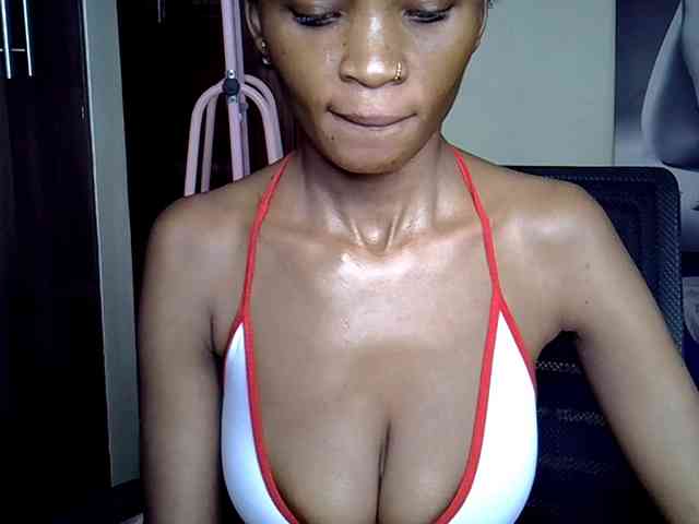 hornyebony