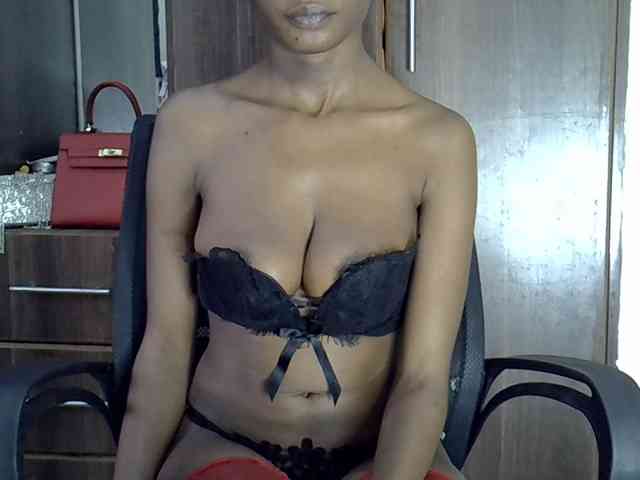 hornyebony webcam