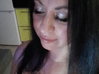 Nikoletta25