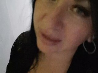 Nikoletta25