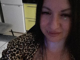 Nikoletta25