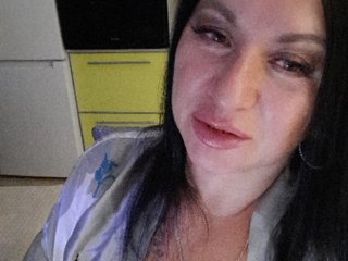 Nikoletta25