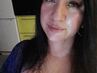 Nikoletta25