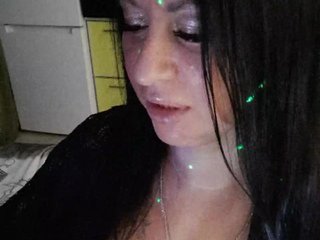 Nikoletta25