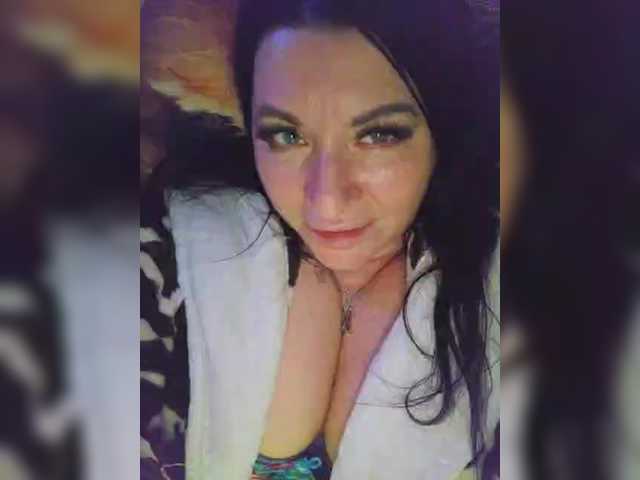  Nikoletta25 chat room