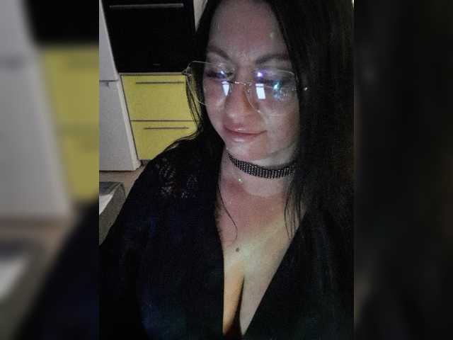 Nikoletta25 live cam on BongaCams