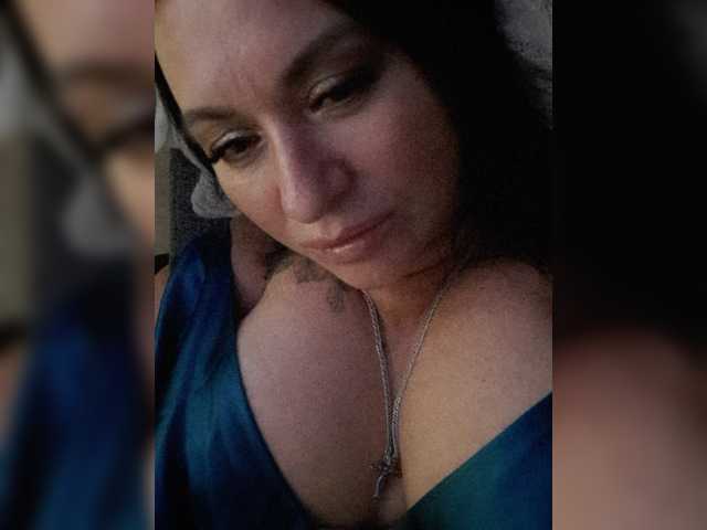 Nikoletta25, en vivo ahora en BongaCams