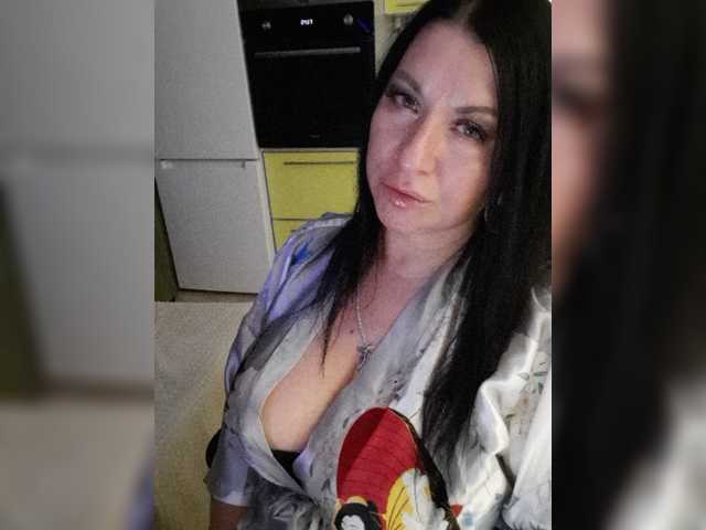Nikoletta25