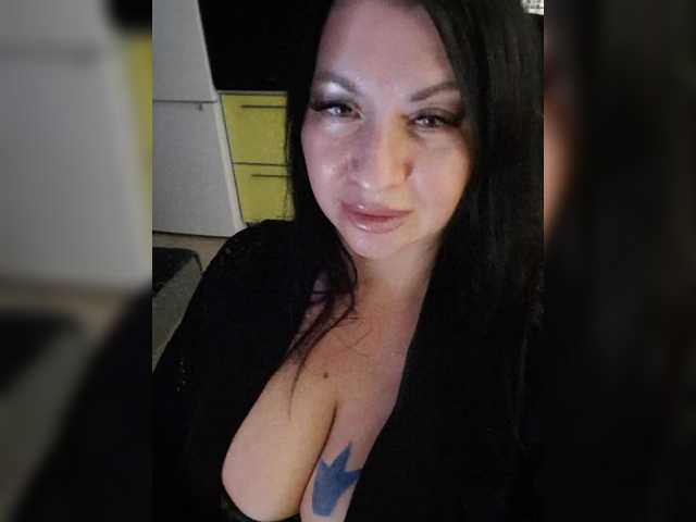 Nikoletta25