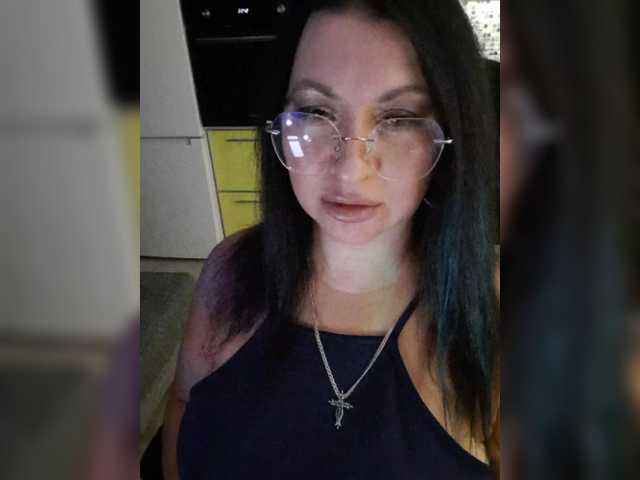 Nikoletta25 live cam on BongaCams