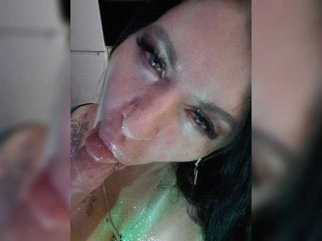 Nikoletta25 live cam on BongaCams