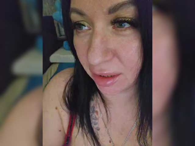 Nikoletta25's BongaCams show and profile