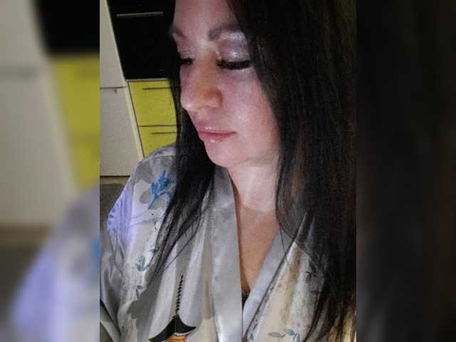 Nikoletta25 live cam preview