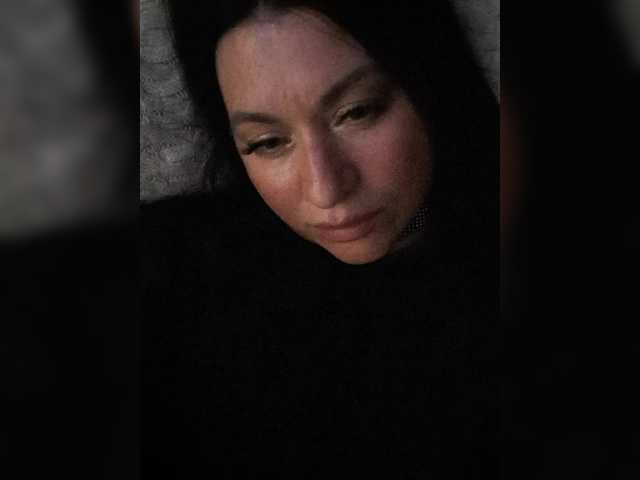 Nikoletta25 live cam on BongaCams