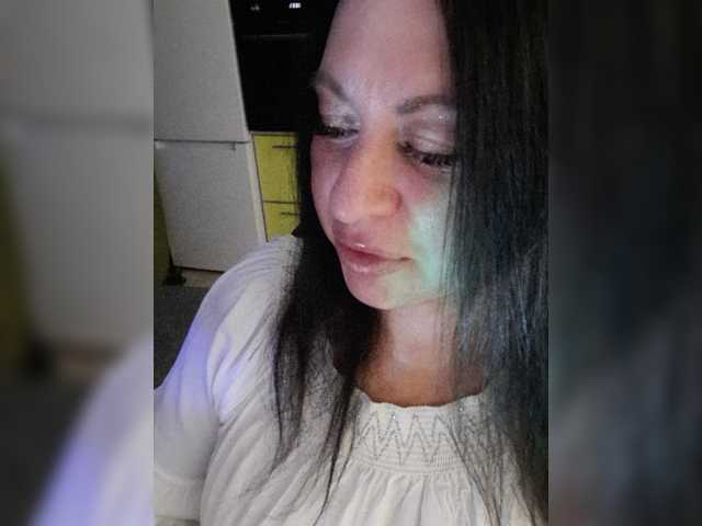 Nikoletta25