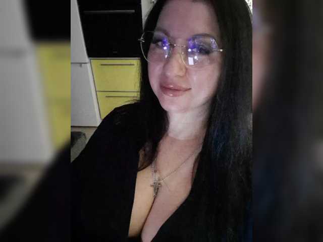 Nikoletta25 live cam on BongaCams