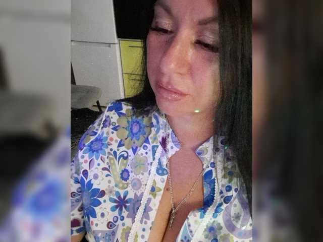 Nikoletta25 live cam on BongaCams