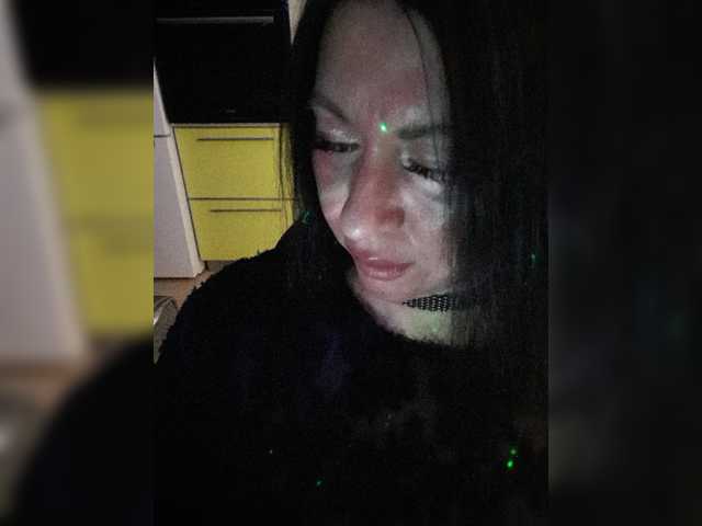 Nikoletta25 live cam on BongaCams