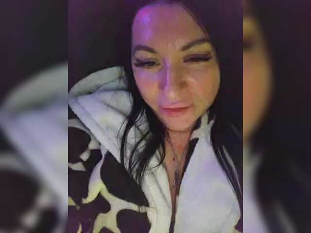 Nikoletta25