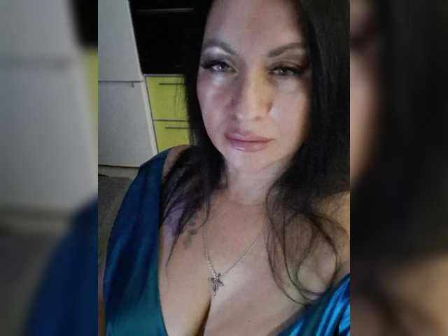 Nikoletta25, en vivo ahora en BongaCams